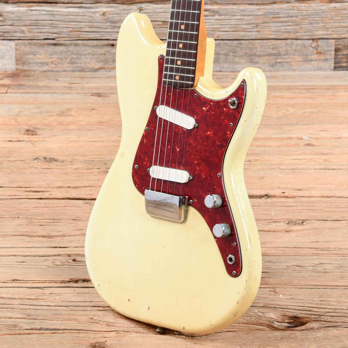 Fender Duo-Sonic 3/4 Olympic White 1960s Electric Guitars / Solid Body