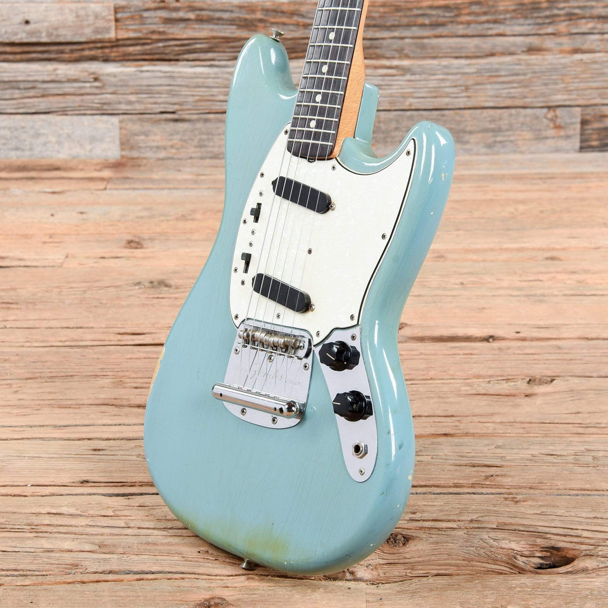 Fender Mustang Daphne Blue 1965 Electric Guitars / Solid Body