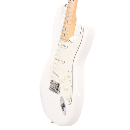 Fender Player Stratocaster Polar White Electric Guitars / Solid Body