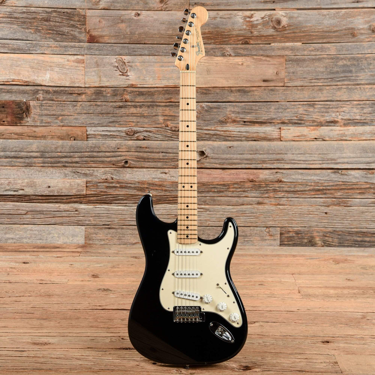 Fender Standard Stratocaster Black 2003 Electric Guitars / Solid Body