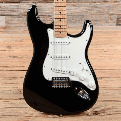 Fender Standard Stratocaster Black 2006 Electric Guitars / Solid Body