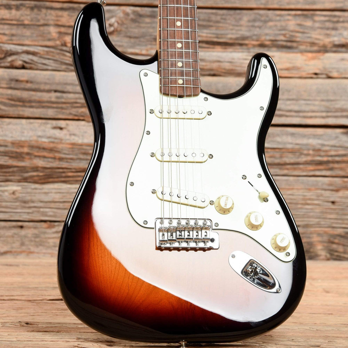 Fender Vintera '60s Stratocaster Sunburst 2020 Electric Guitars / Solid Body