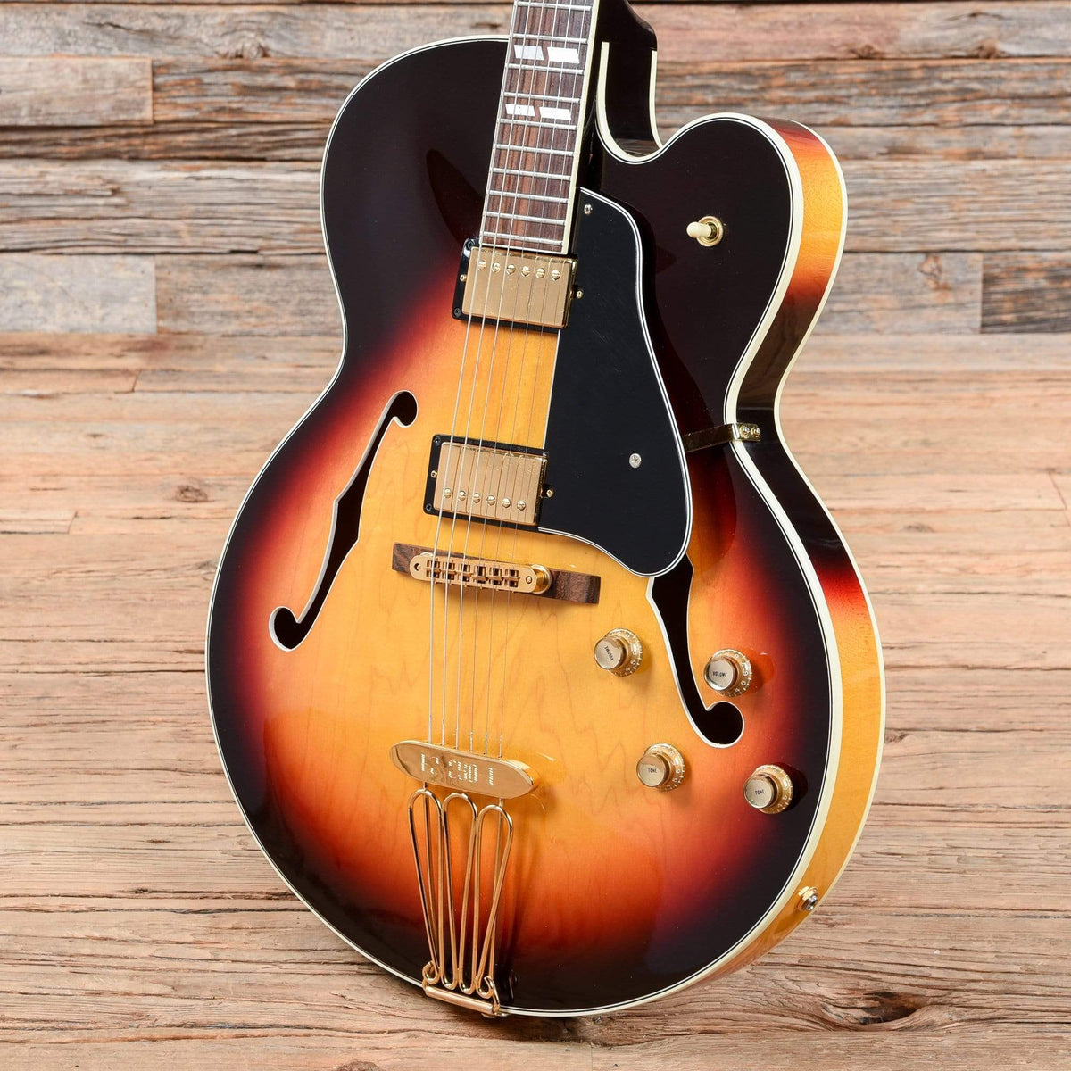 Gibson ES-350T Sunburst 1977 Electric Guitars / Hollow Body