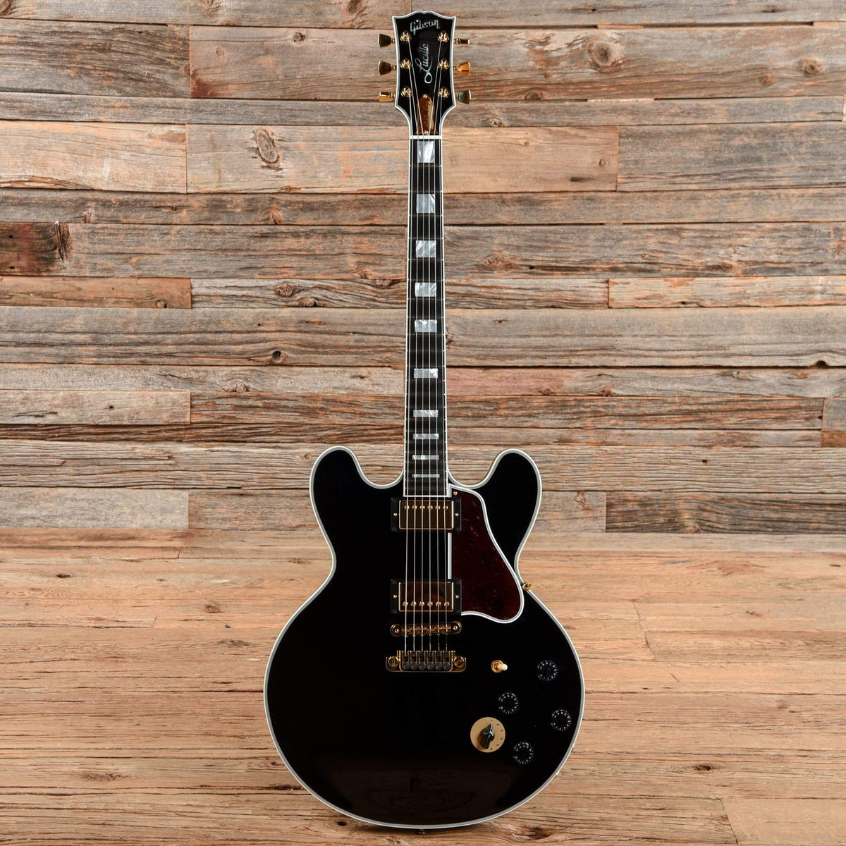 Gibson Memphis Lucille BB King Signature Ebony 2016 Electric Guitars / Semi-Hollow