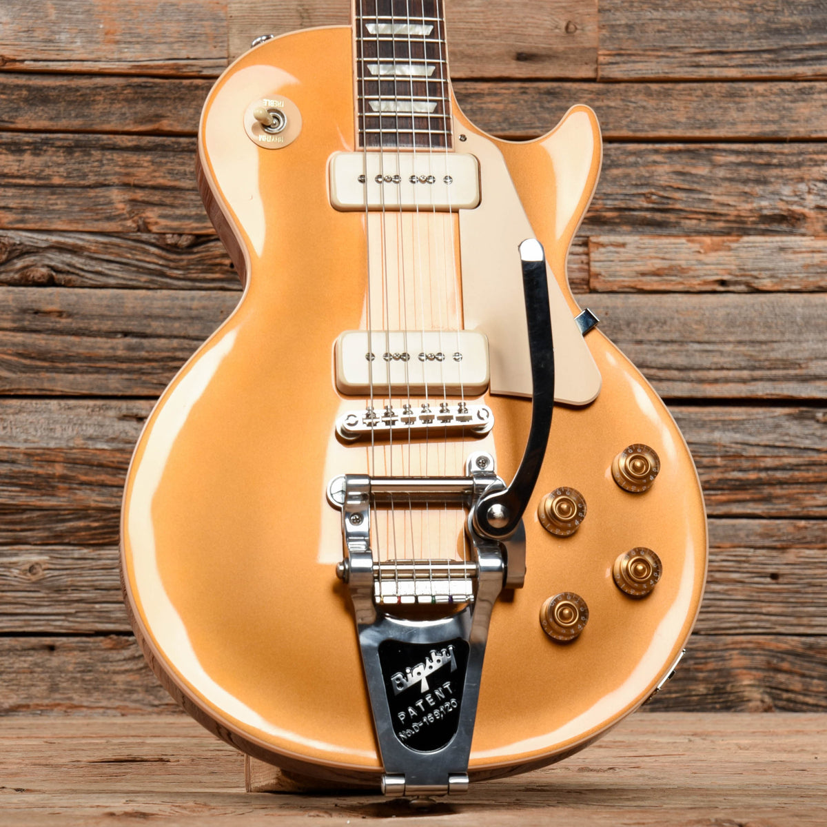 Gibson Les Paul Classic P-90 Goldtop 2017 Electric Guitars / Solid Body