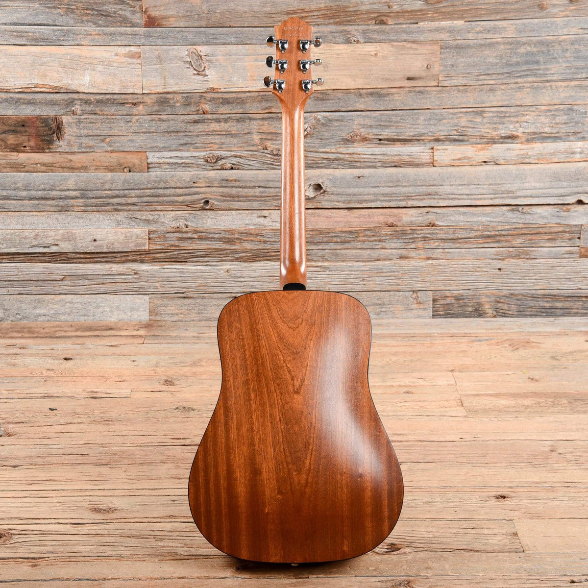 Guild D4 Natural Acoustic Guitars / Dreadnought