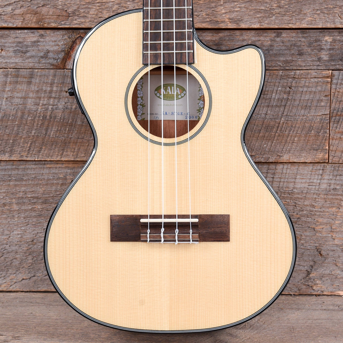 Kala KA-STGE-C Tenor Ukulele Gloss Solid Spruce/Mahogany Cutaway w/EQ Folk Instruments / Ukuleles
