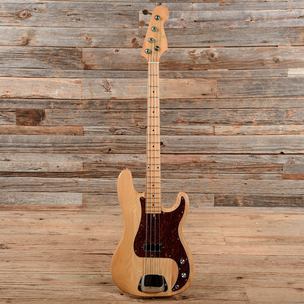 Lotus Guitars P-Style Bass Natural 1970s Bass Guitars / 4-String