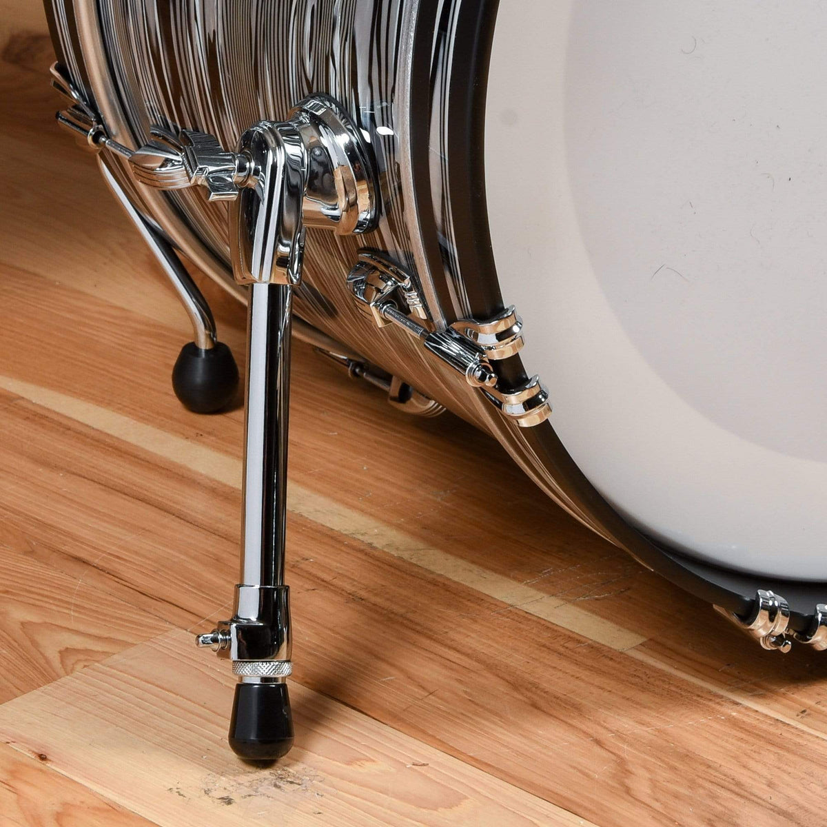 Ludwig Classic Maple 12/14/20 3pc. Drum Kit Avocado Strata Drums and Percussion / Acoustic Drums / Full Acoustic Kits