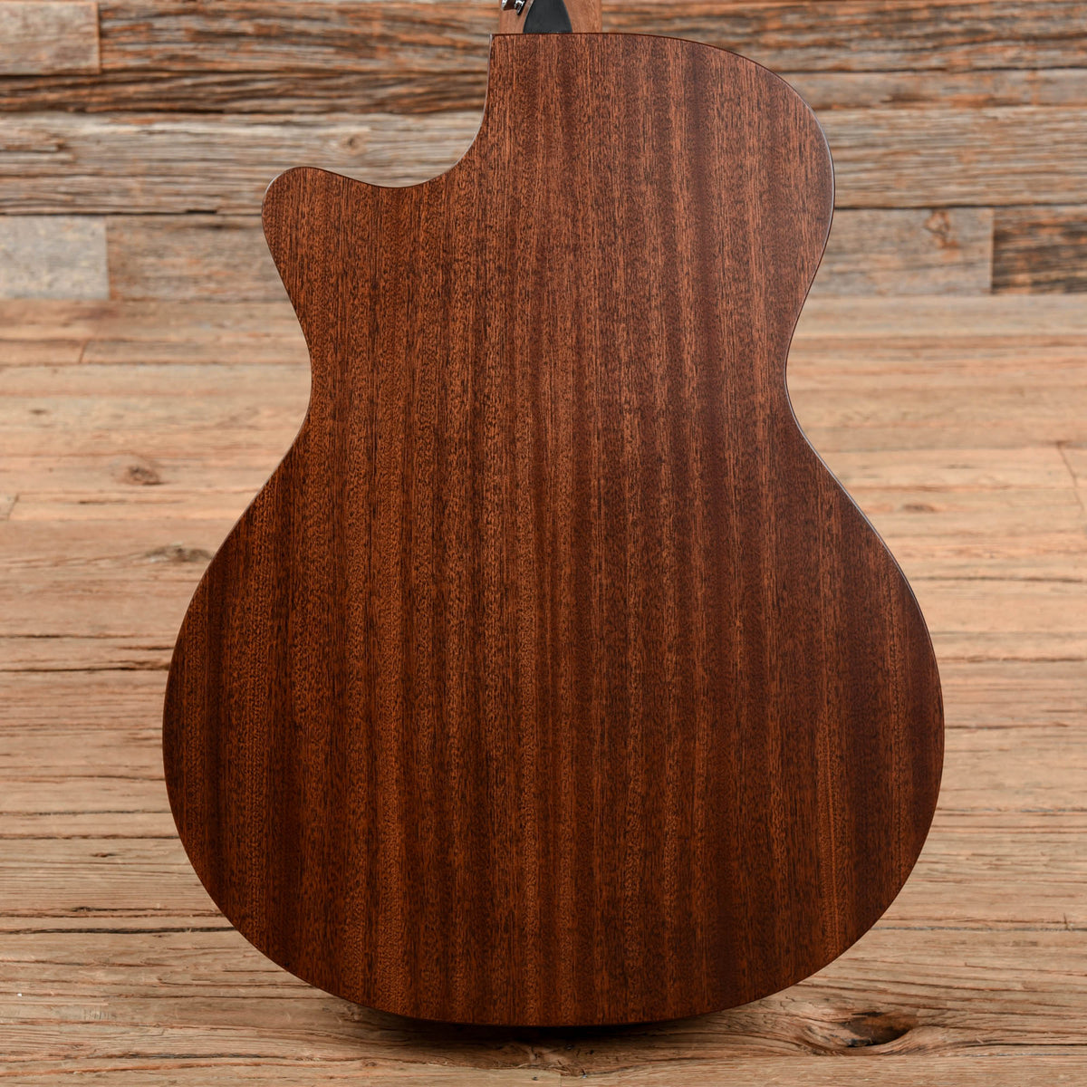Martin Road Series GPC-10E Natural Acoustic Guitars / OM and Auditorium