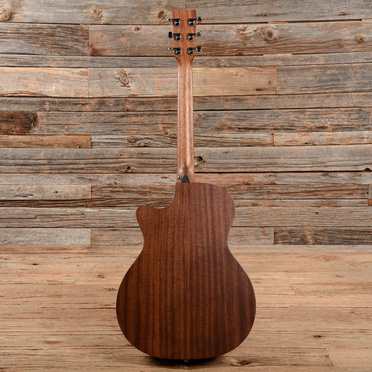 Martin Road Series GPC-10E Natural Acoustic Guitars / OM and Auditorium