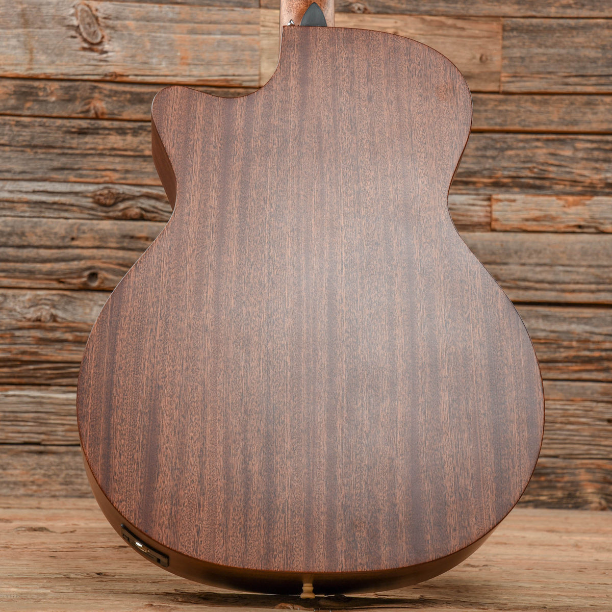 Martin Road Series GPC-10E Natural Acoustic Guitars / OM and Auditorium