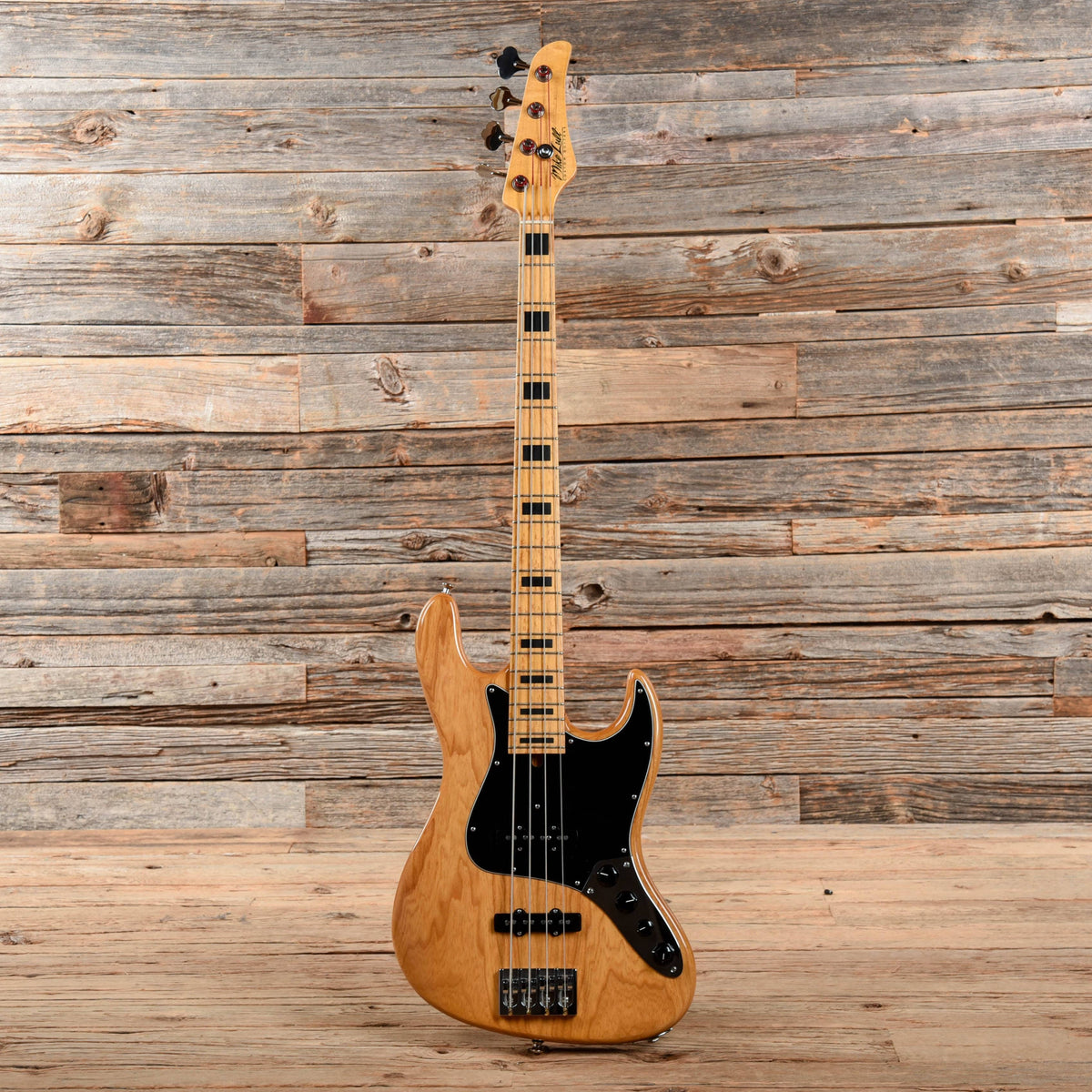 Mike Lull M4V Ash Natural Bass Guitars / 4-String