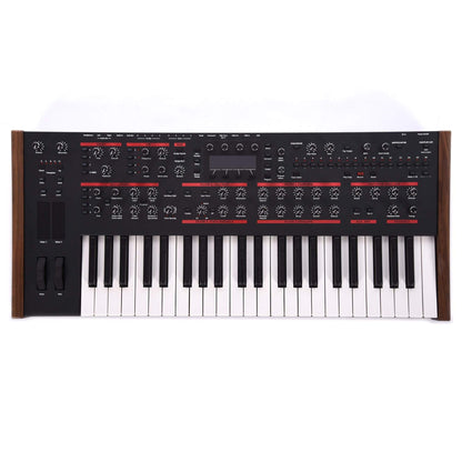 Dave Smith Instruments Pro 2 Synthesizer Keyboards and Synths / Synths / Analog Synths