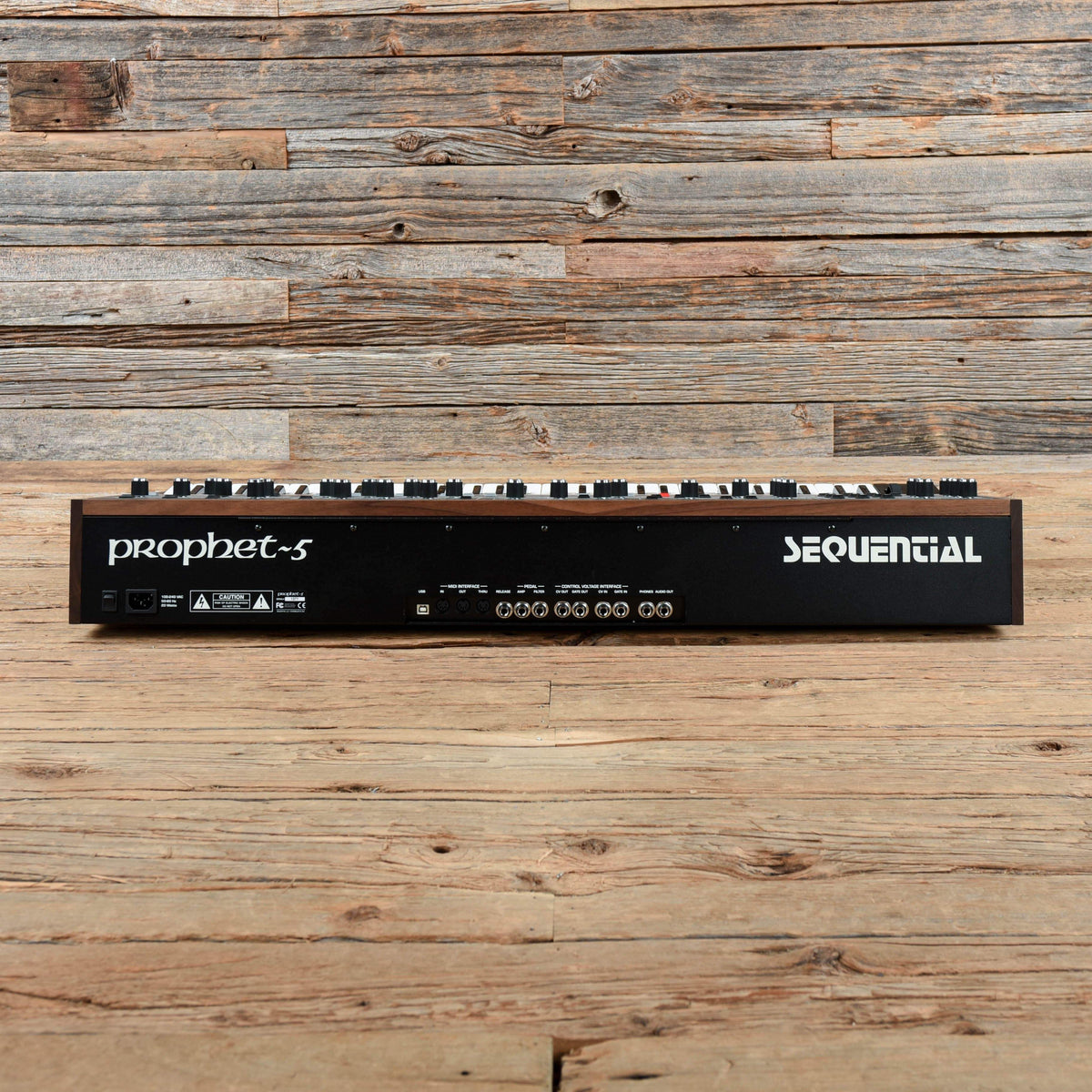 Sequential Circuits Prophet 5 Rev 4 Reissue 61-Key Polyphonic Analog Synthesizer Keyboards and Synths / Synths / Analog Synths