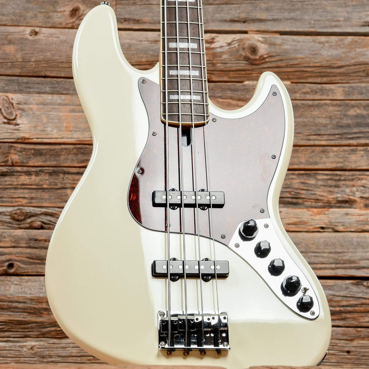 Sire Marcus Miller V7 Antique White 2019 Bass Guitars / 4-String
