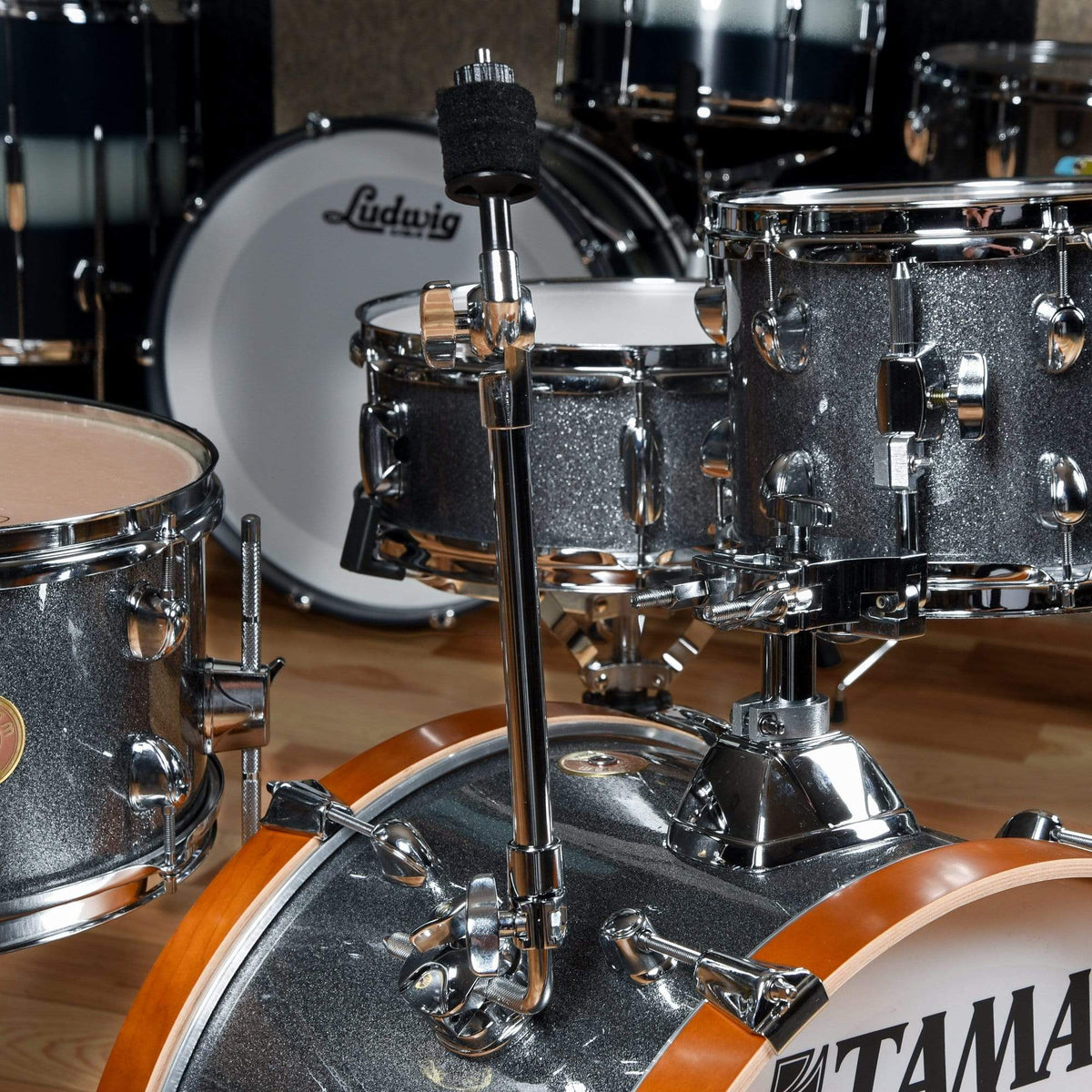 Tama Club Jam 10/14/18/5x13 4pc. Drum Kit Galaxy Silver Drums and Percussion / Acoustic Drums / Full Acoustic Kits
