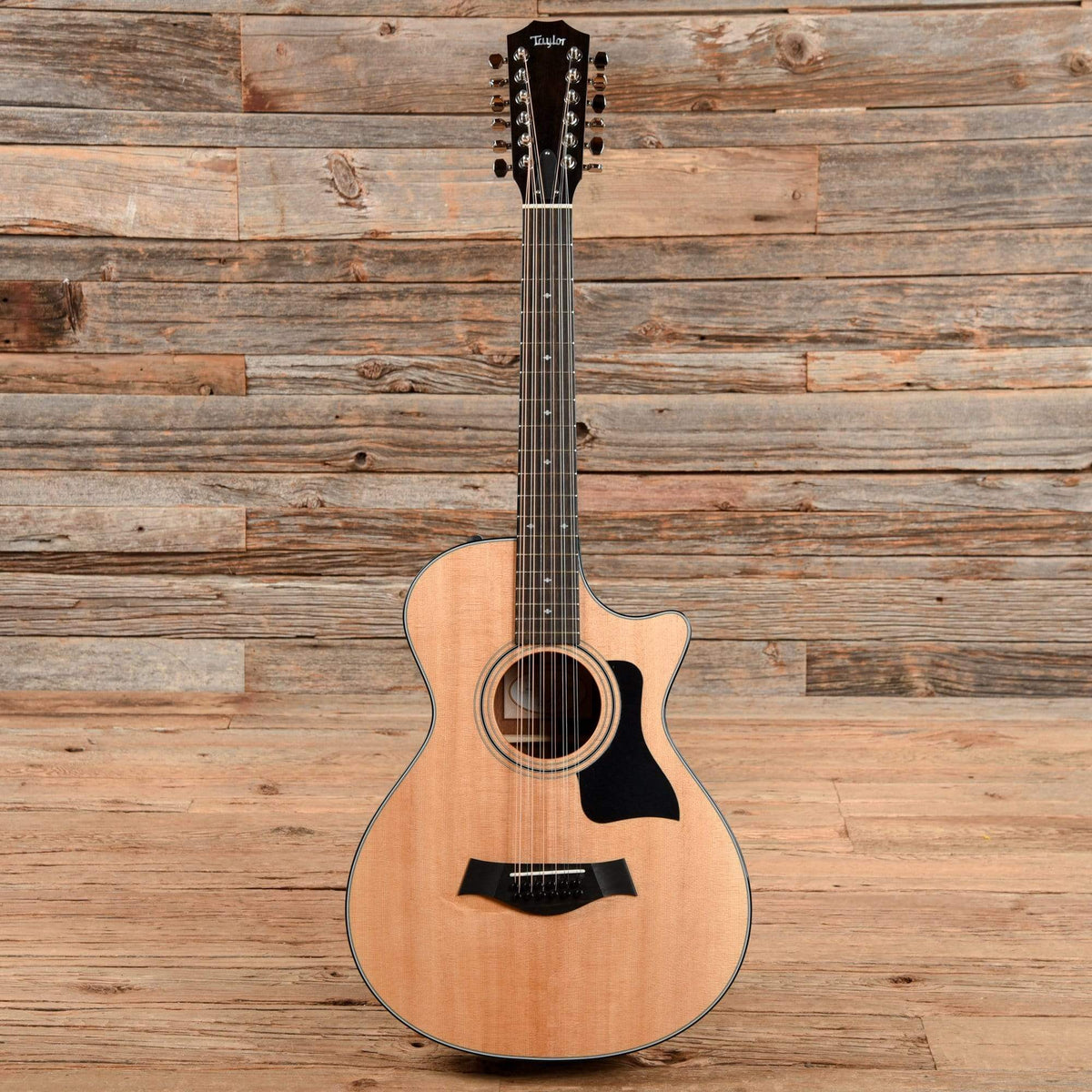 Taylor 352ce 12-Fret Natural 2017 Acoustic Guitars / Concert