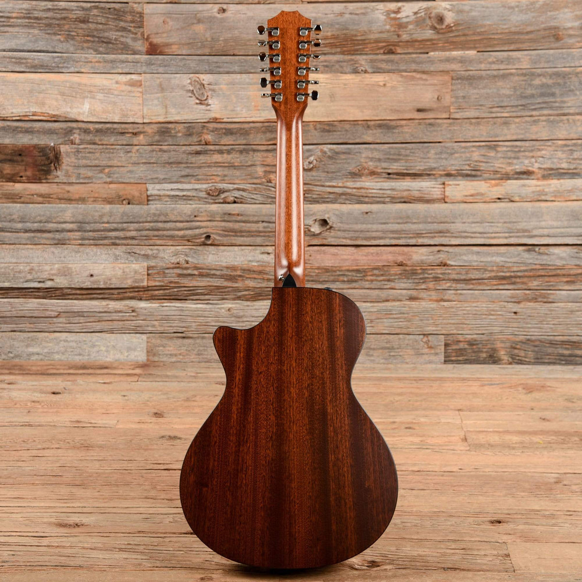 Taylor 352ce 12-Fret Natural 2017 Acoustic Guitars / Concert