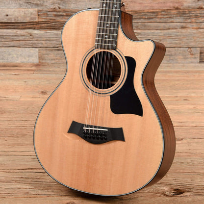 Taylor 352ce 12-Fret Natural 2017 Acoustic Guitars / Concert