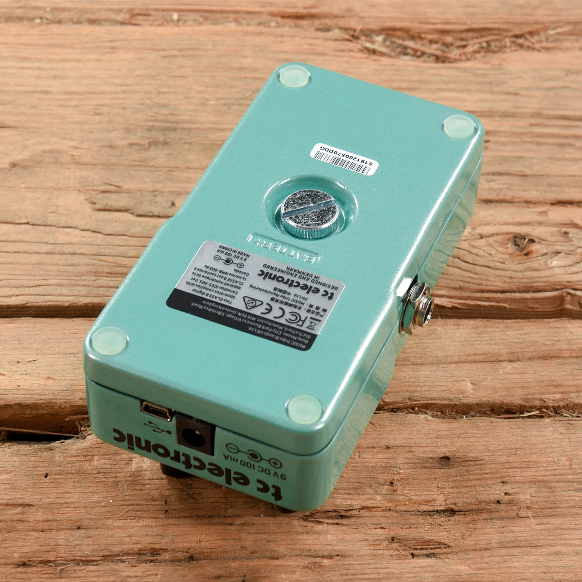 TC Electronic HyperGravity Compressor Effects and Pedals / Chorus and Vibrato