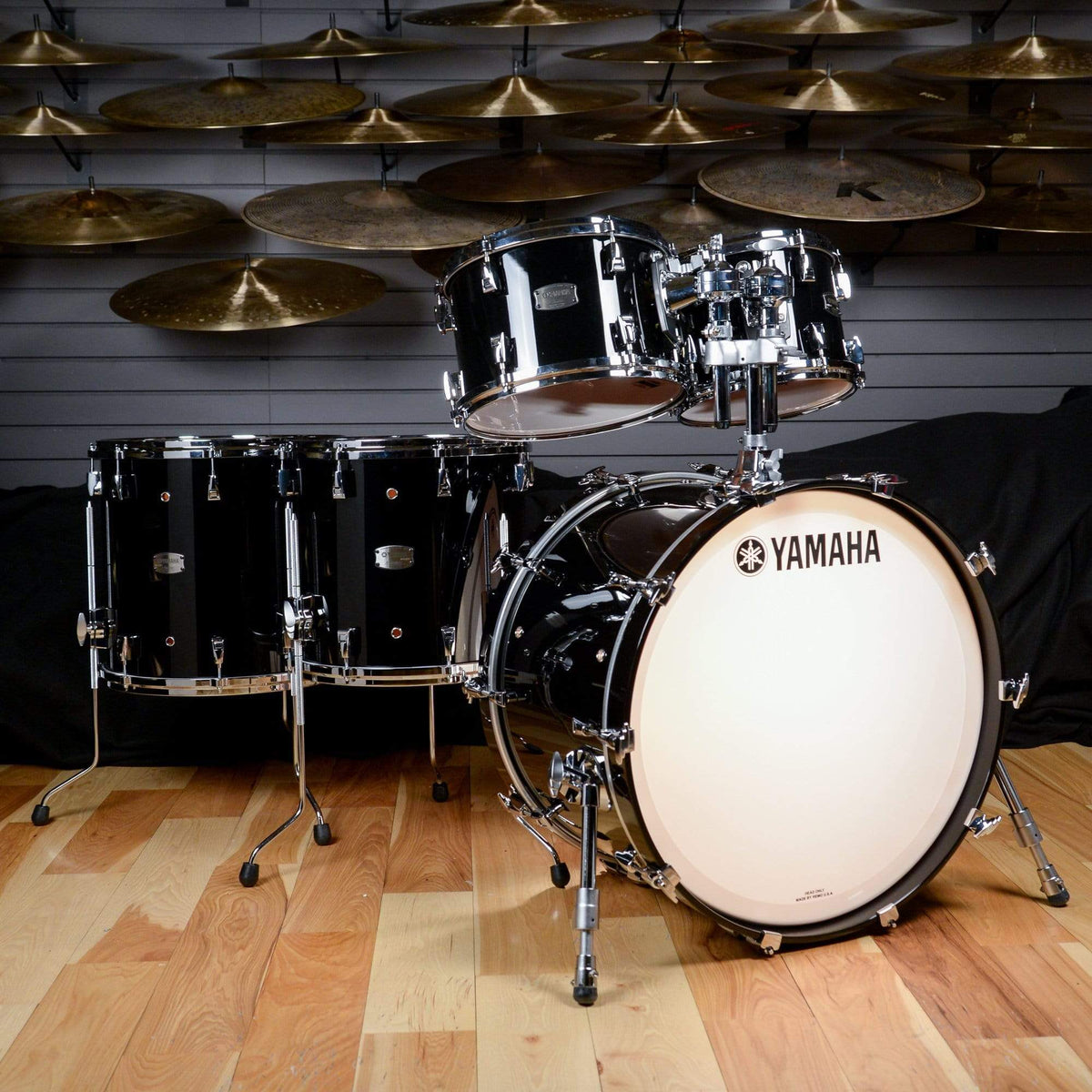 Yamaha Absolute Maple Hybrid 10/12/14/16/22 5pc. Drum Kit Solid Black